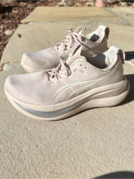 Asics Shoes - NWOT Women’s ASICS Gel Nimbus Sneakers, 7.5, Mineral Beige